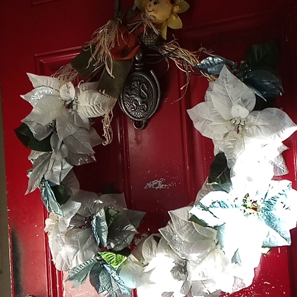 Wreaths - Picture 3 of 3